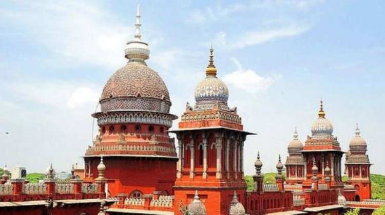 தமிழ்நாடு : ஹிந்து அறநிலையத்துறை ஆணையருக்கு அபராதம் !